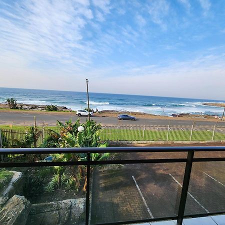 Driftsands Sea View Flats Uvongo Beach Exterior photo