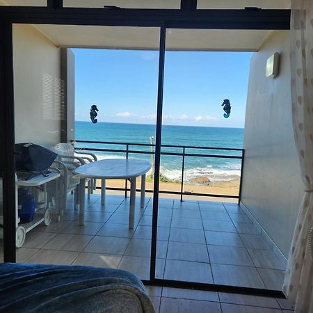 Driftsands Sea View Flats Uvongo Beach Exterior photo