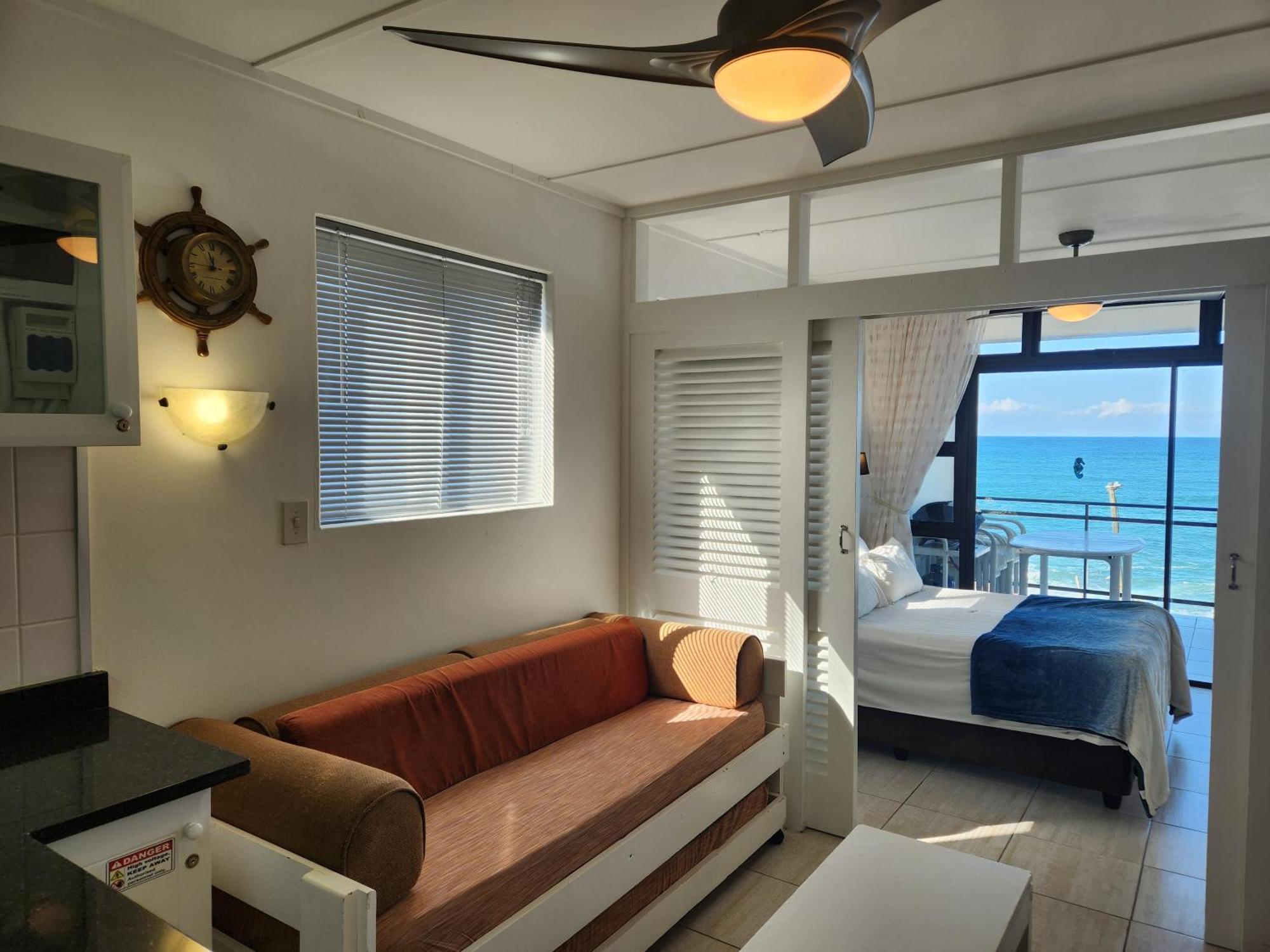 Driftsands Sea View Flats Uvongo Beach Exterior photo