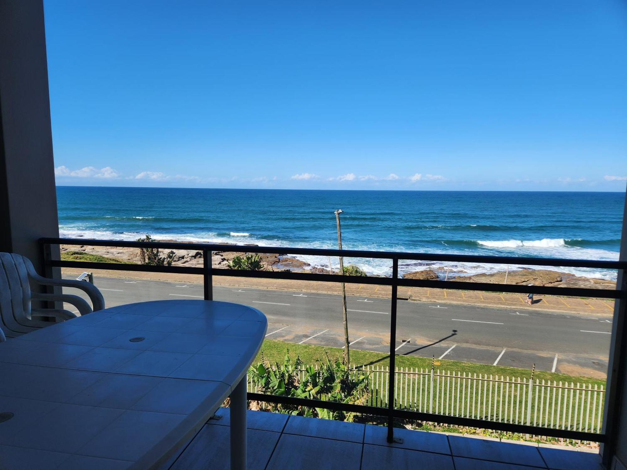 Driftsands Sea View Flats Uvongo Beach Exterior photo