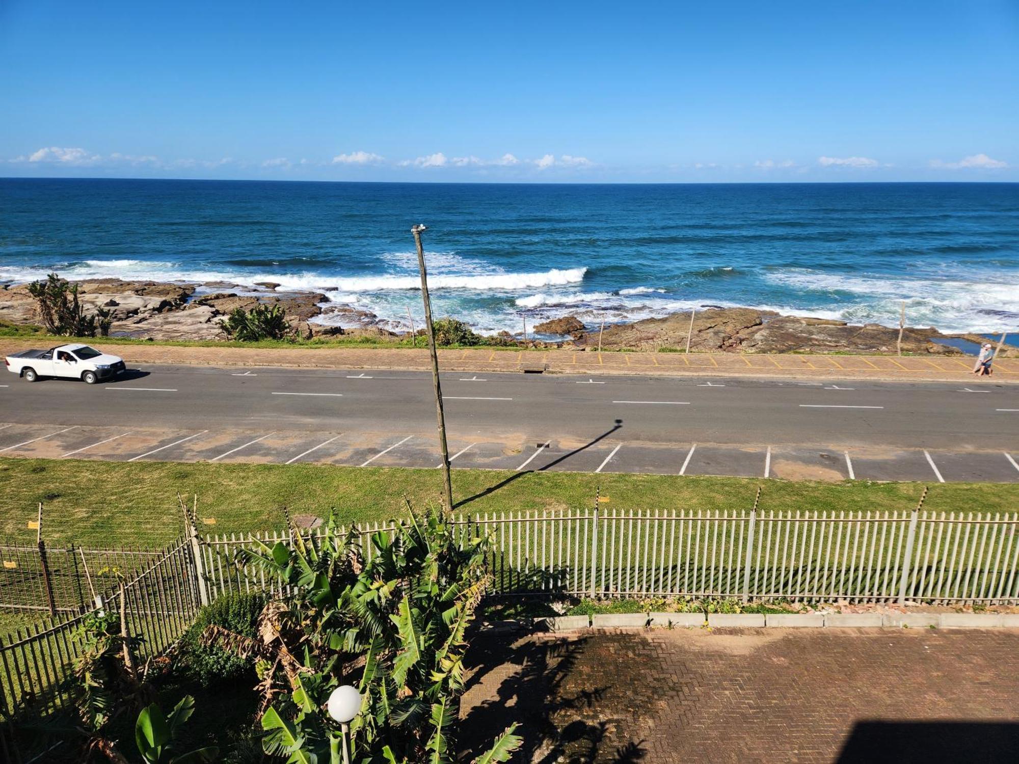 Driftsands Sea View Flats Uvongo Beach Exterior photo